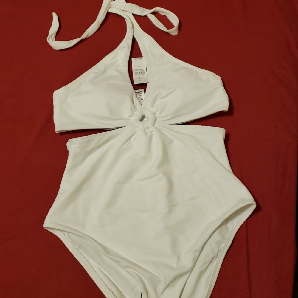 Swimwear - Picture 2 of 3